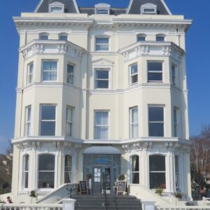 THE CLIFFE LOUNGE BAR & KITCHEN Folkestone Music Town